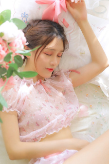 美女和帅哥差差差